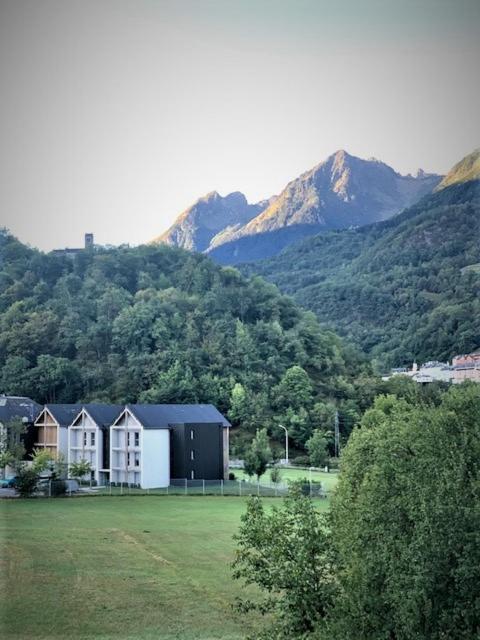 Appartement Tt Confort Au Coeur Des Montagnes Vue Sur Les Montagnes II Wifi Luz-Saint-Sauveur Buitenkant foto