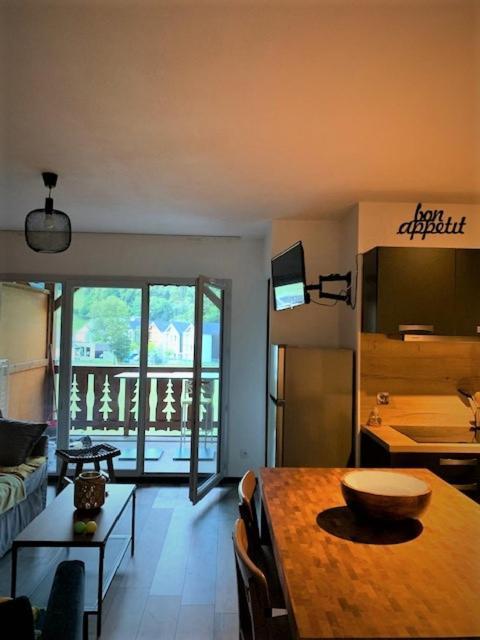 Appartement Tt Confort Au Coeur Des Montagnes Vue Sur Les Montagnes II Wifi Luz-Saint-Sauveur Buitenkant foto